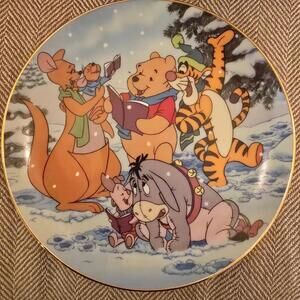 Disney 100 Acre Wood Holiday Plate